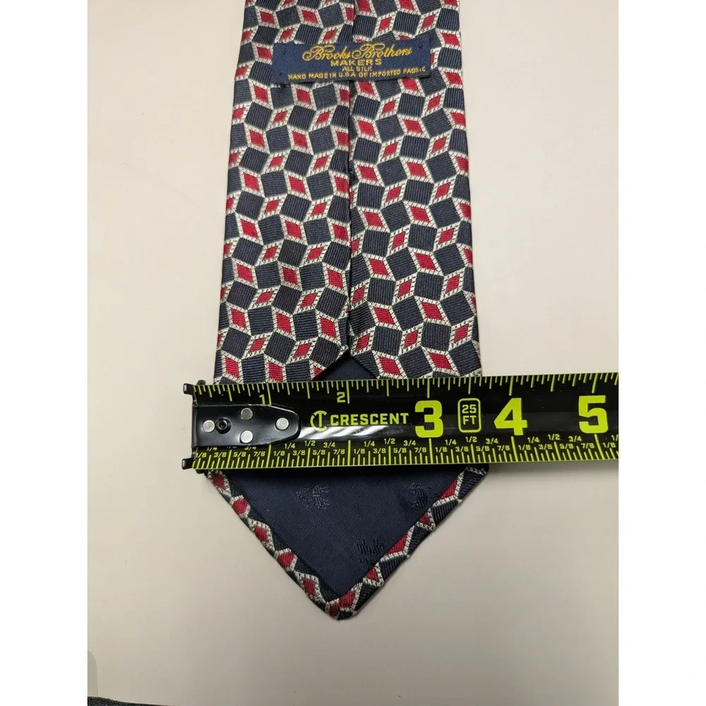 Brooks Brothers Makers Silk Tie Navy Red 3D Cube Geometric Made USA Necktie